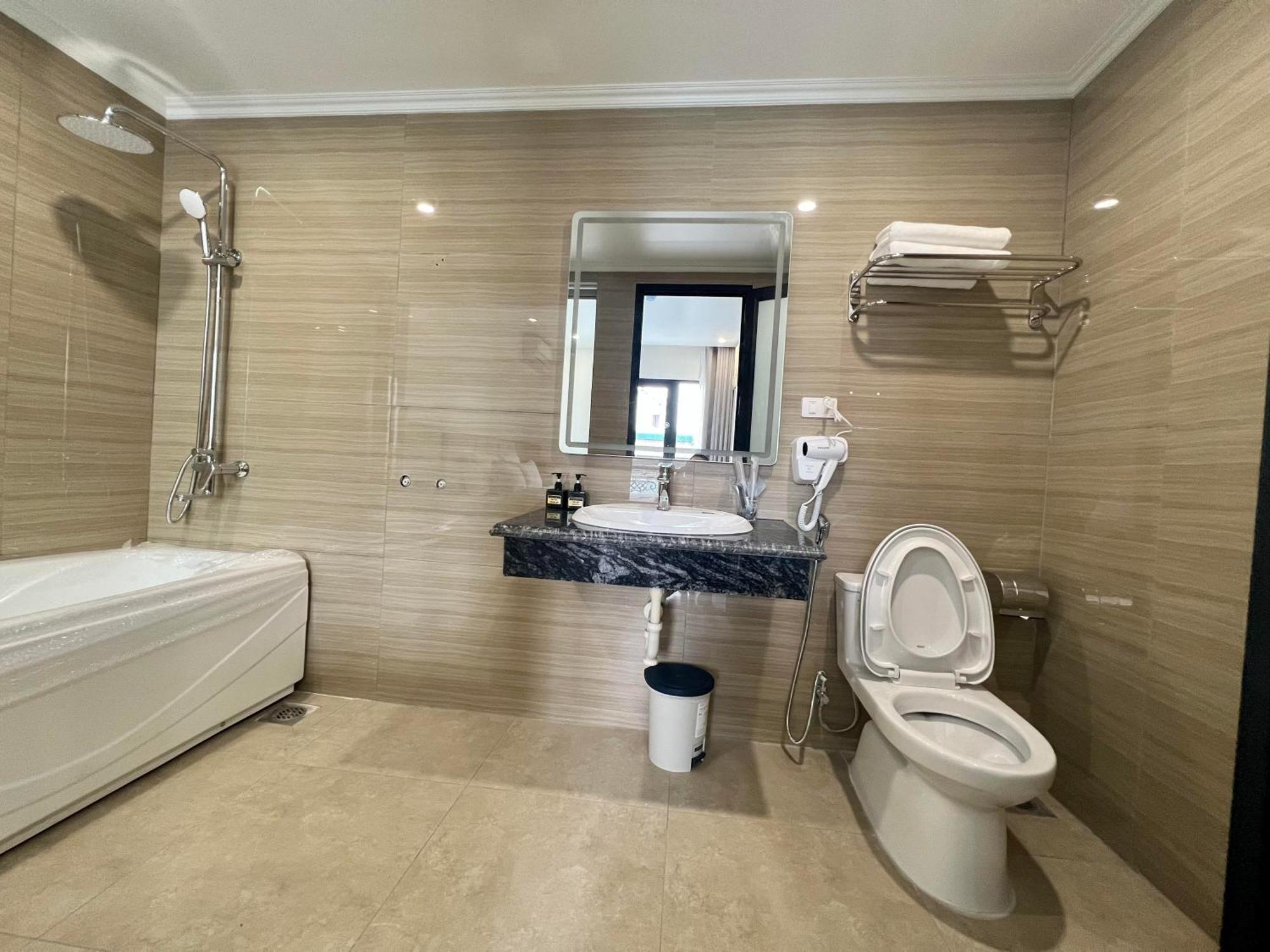 Grand Dragon Noi Bai Hotel ハノイ市 エクステリア 写真